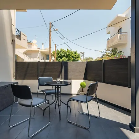 Cicada Chania, Steps From The Beach, Free Car Included *